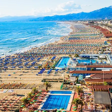 Tintoretto * Lido di Camaiore