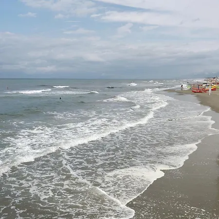 Tintoretto * Lido di Camaiore